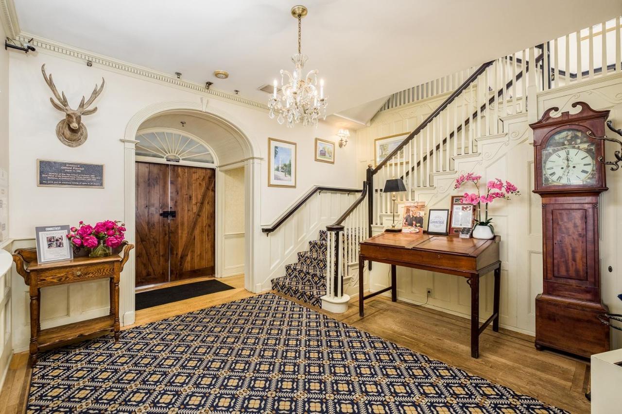 Отель Simsbury 1820 House Экстерьер фото